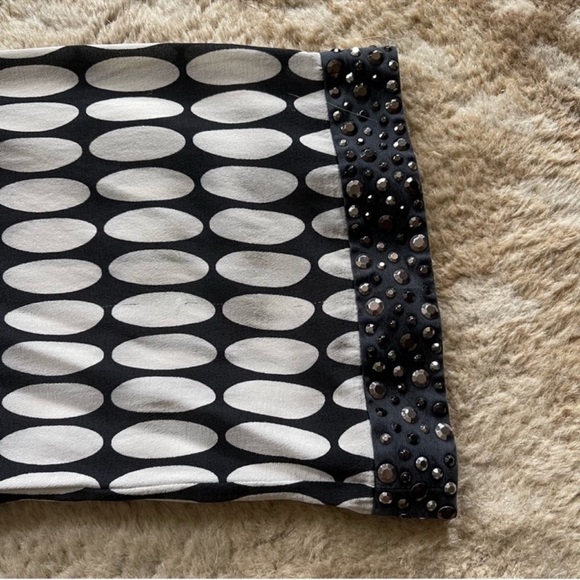 St. John Long Sleeve Silk Mini Dress Black White Dot Print Studded V Neck Size P - Picture 12 of 15